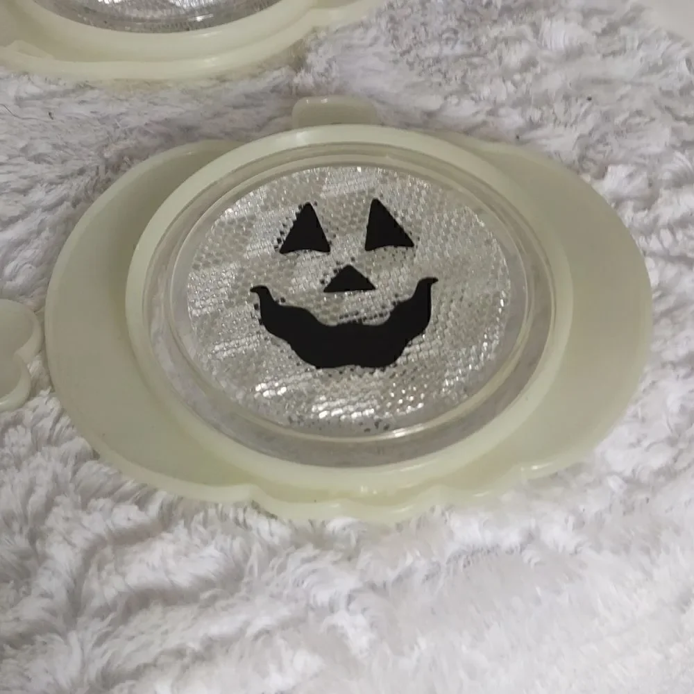 N/A these ghost